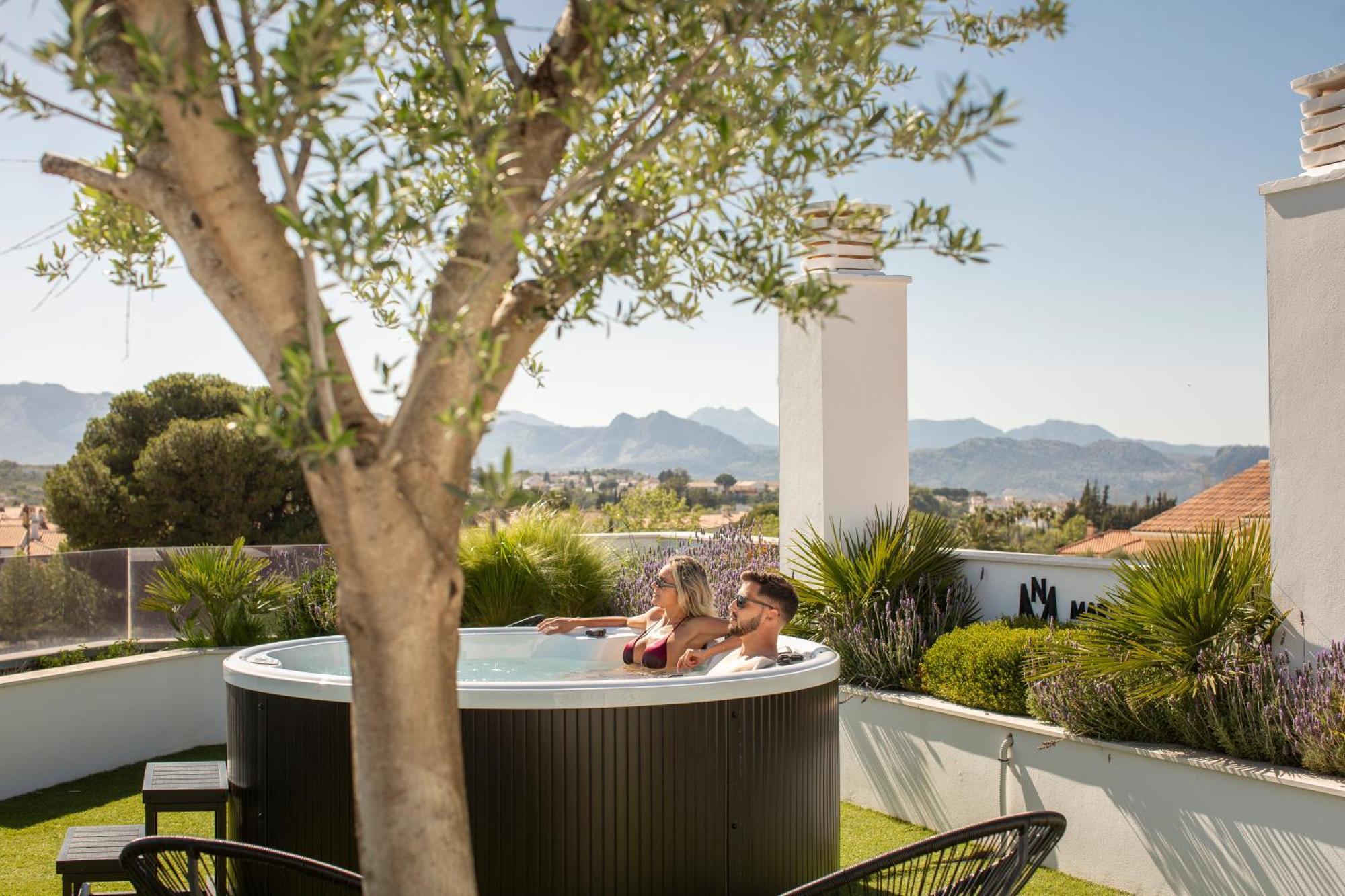 Apartamentos Martalia Arenal Ronda Exterior photo